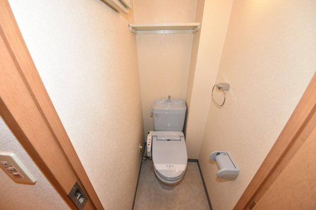 エステムコート難波ミューステージのトイレ