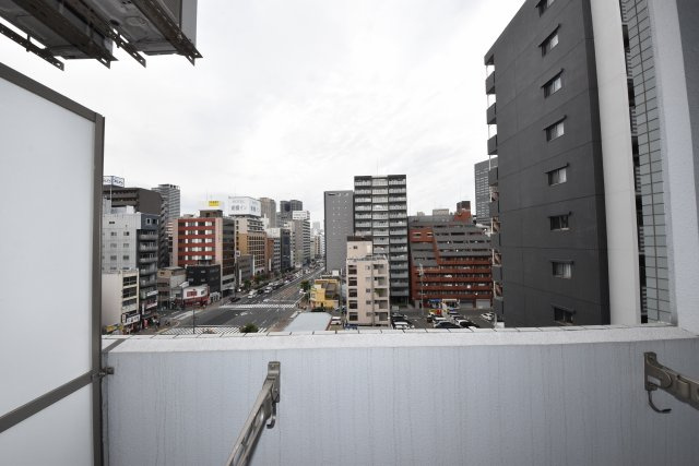 エステムコート難波ミューステージのバルコニー