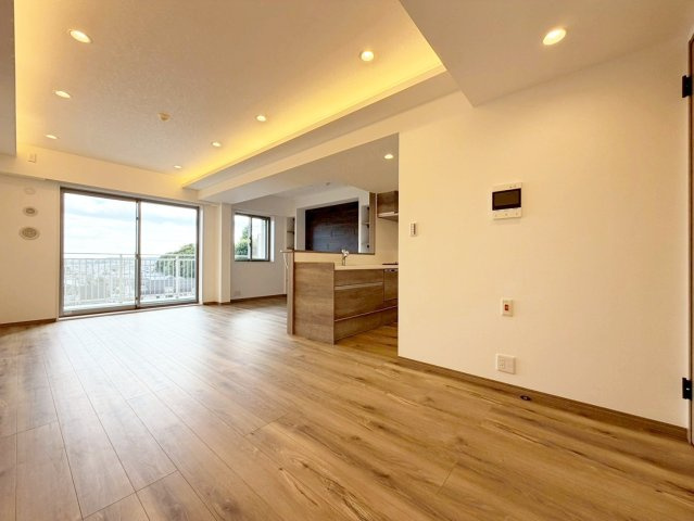 【居間・リビング】