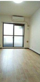 ハイタウン駒沢公園NO.2　駅近　角部屋　バルコニーの居間・リビング