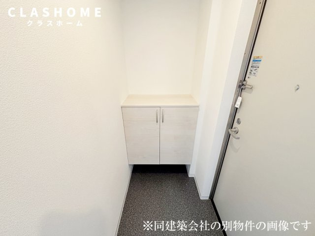 (仮称)ジーメゾン草刈エルペシアの玄関