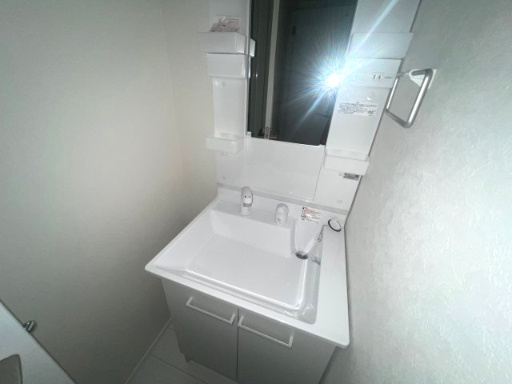 早稲田鶴巻町IMAハウスの洗面所|広い洗面スペース