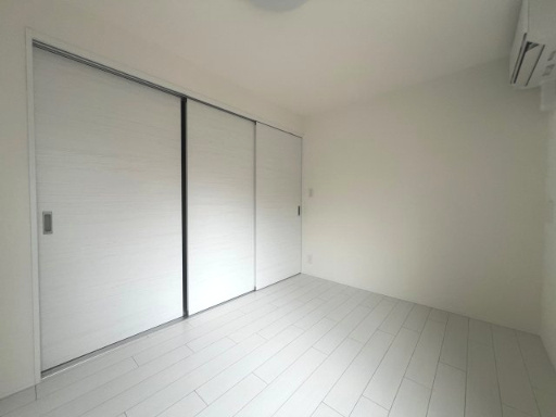 早稲田鶴巻町IMAハウスの居間・リビング|使いやすいリビングです