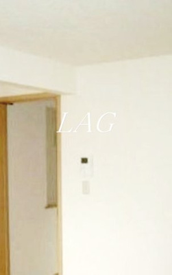 【セキュリティ】 | ネスト鳥羽 | モニター付きインターホンです。