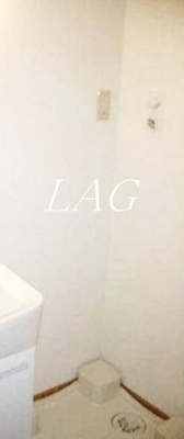 【設備】 | ネスト鳥羽 | 室内洗濯機置き場です。