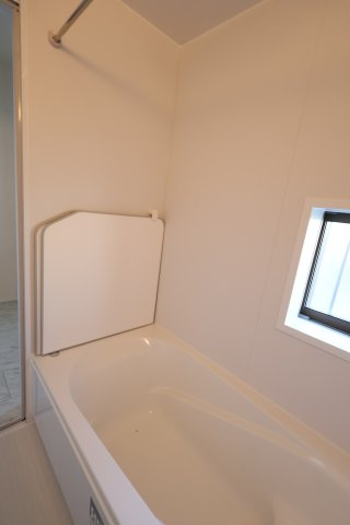 【浴室】 | 《仲介手数料無料》北区別所町1128-1(A号棟)新築一戸建てハートフルタウン | 撮影日 2025年11月4日 14:00 晴れ