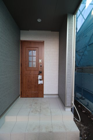 【玄関】 | 《仲介手数料無料》北区別所町1128-1(A号棟)新築一戸建てハートフルタウン | 撮影日 2025年11月4日 14:00 晴れ
