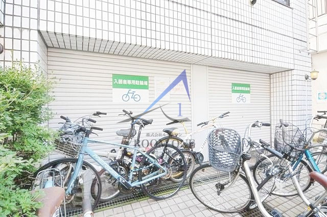 ウエストインパート１８のその他共用部分|駐輪場です。