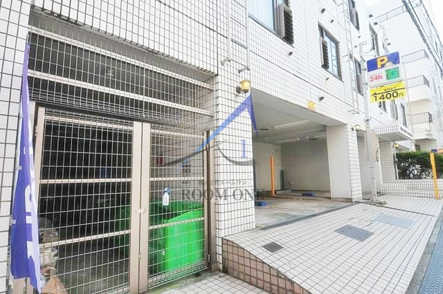 ウエストインパート１８