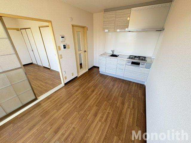 ハイツカネミツの居間・リビング