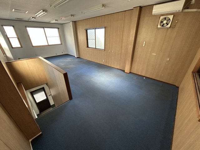 桜町店舗事務所の内装