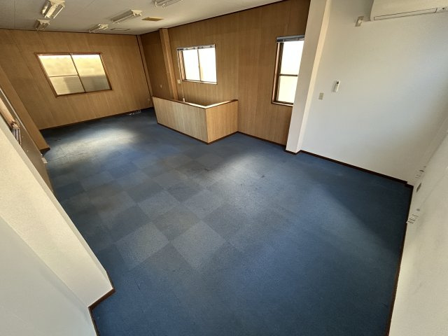 桜町店舗事務所の内装