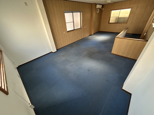 桜町店舗事務所の内装