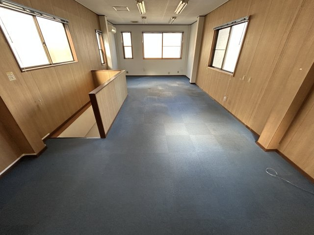 桜町店舗事務所の内装