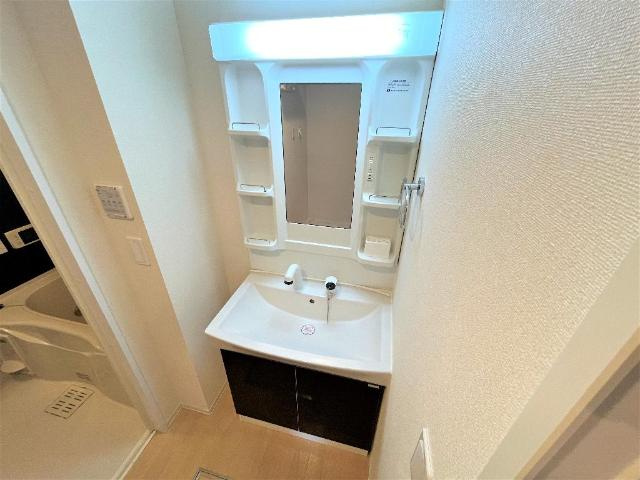 グランバージュ早水の洗面所|洗髪洗面化粧台