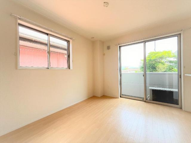 グランバージュ早水の内装|南洋間①