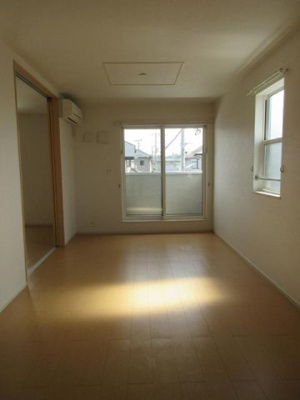 【居間・リビング】 | プリムローズ桜 | ゆったりとした居間です