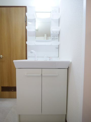 ハイデンス岡山の独立洗面台