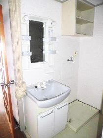 志津住宅の洗面所