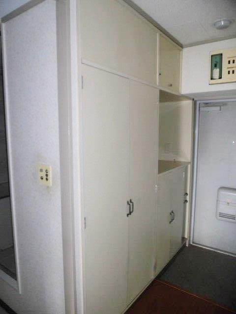 志津住宅の収納