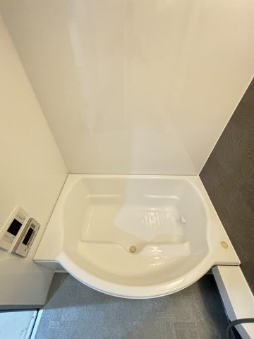 大阪市中央区南船場１丁目の賃貸マンションの浴室|落ち着いた空間のお風呂です