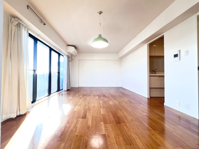 【居間・リビング】 | アドリーム横浜鴨居 | リビング別角度