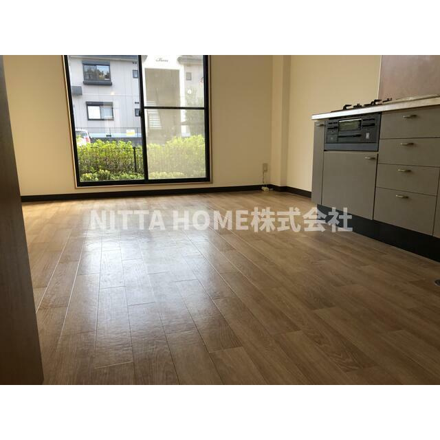 ライスステージ広瀬 駒場新町の居間・リビング|オープンキッチンのリビングルーム◎