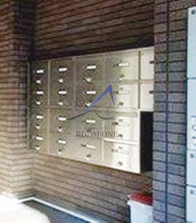 メゾン・ド・ソレイユのその他共用部分|集合ポストです。