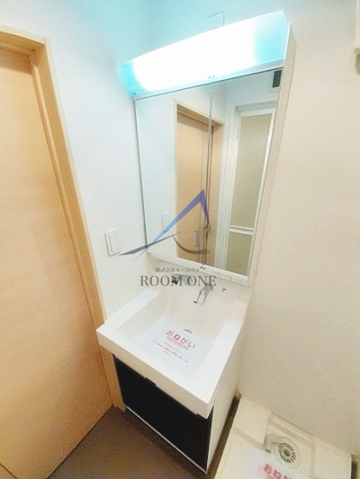 メゾン・ド・ソレイユの洗面所|洗面台です。