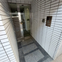 エスポワールハイムのエントランス