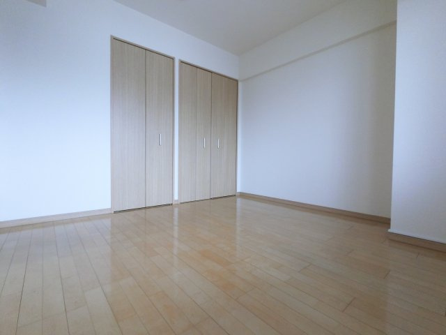 エコロジー千葉みなとレジデンスの洋室