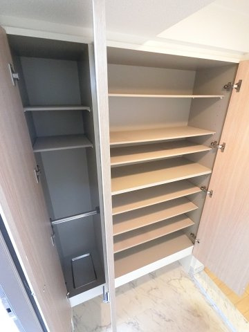 エコロジー千葉みなとレジデンスの収納