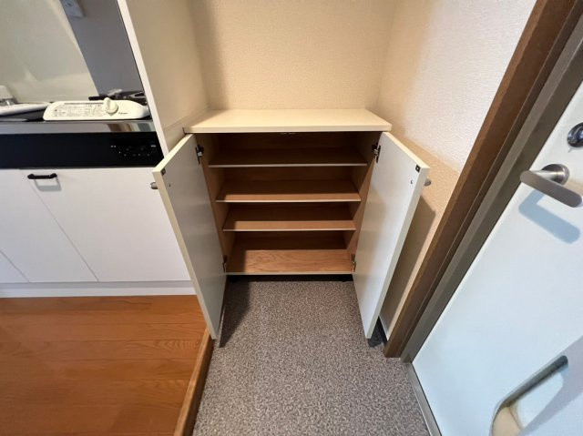 コーポ論地　No.2の収納|シューズボックス