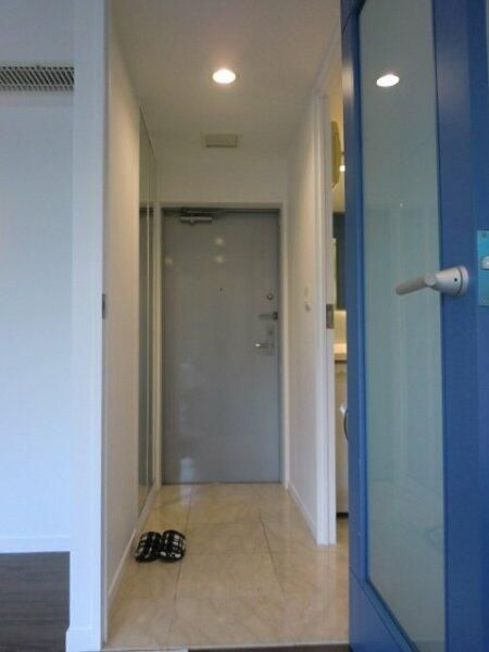 ラ・セーナ南青山の玄関