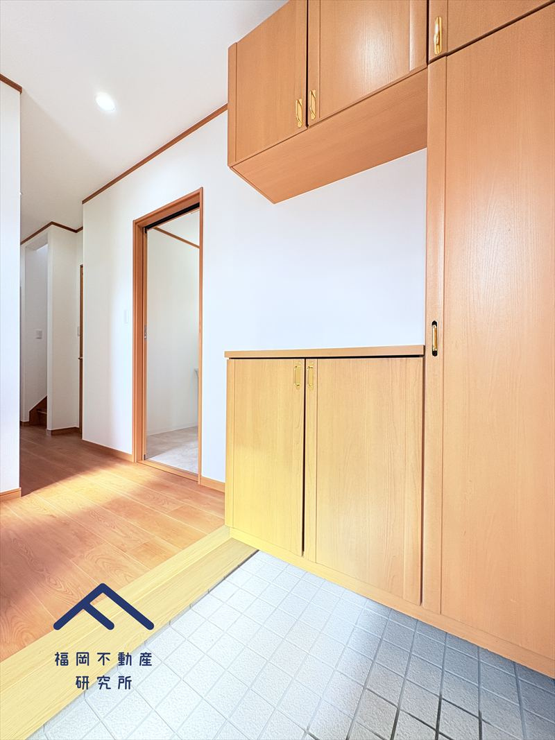 早良区内野３丁目　戸建ての玄関