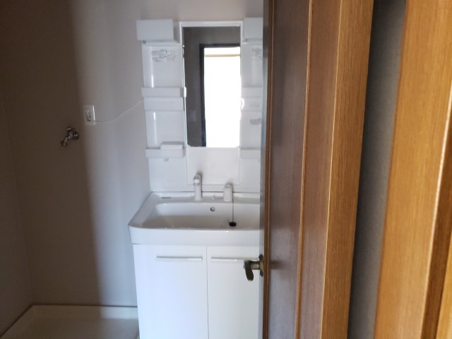 クレセントパレスの独立洗面台