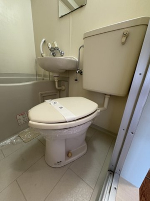 【トイレ】 | グリタァ六角橋 | 別のお部屋の参考写真です