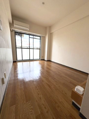 【洋室】 | グリタァ六角橋 | 別のお部屋の参考写真です