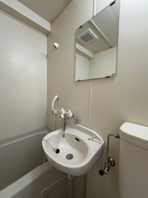 【洗面所】 | グリタァ六角橋 | 別のお部屋の参考写真です