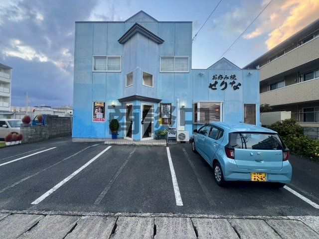 目久美町テナントの外観|目久美町テナントになります。
賃料99000円になります。

