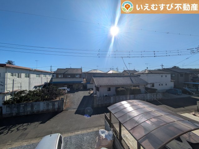 Cradle garden　熊谷市江南中央第3の展望|高い建物が無く開放感のある展望
バルコニーからの展望も開けていて閑静な住宅地が望めます。日当りも良いですね♪