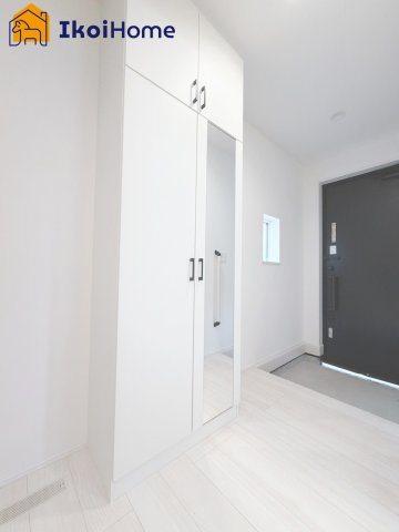 明石市松が丘3丁目24-1期　1号棟　新築戸建のその他|【ホームページに現地動画掲載中】●年中無休：当日予約可●玄関は靴を沢山収納できるシューズボックス完備