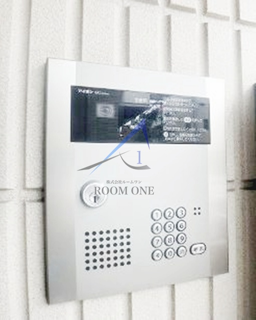 サニーハウスのセキュリティ|オートロックです。