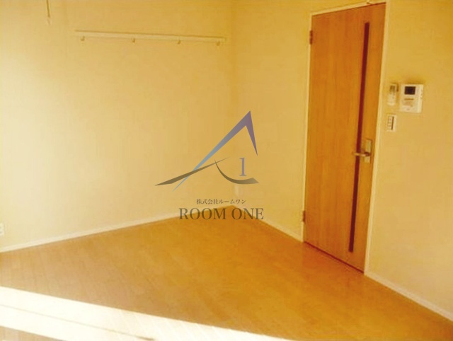 サニーハウスの居間・リビング|洋室のお部屋です。