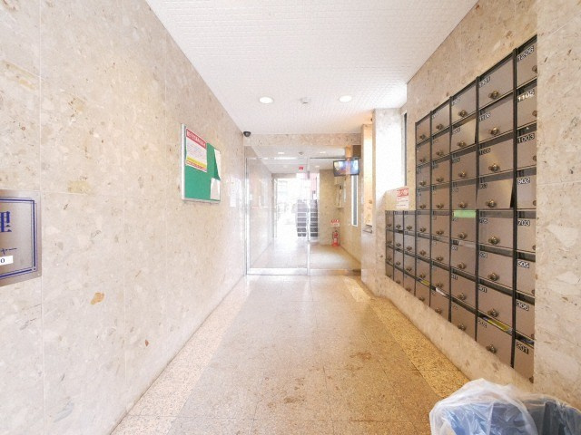 ドエル南本町のエントランス