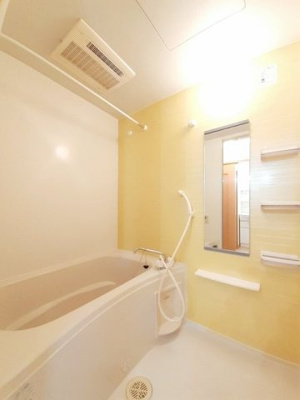 【浴室】 | カーサ・ソーレ　Ａ | 日々の疲れを癒すお風呂付です