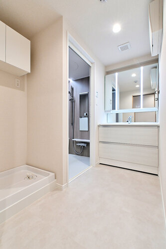 エンゼルハイム春日グランコートの洗面所