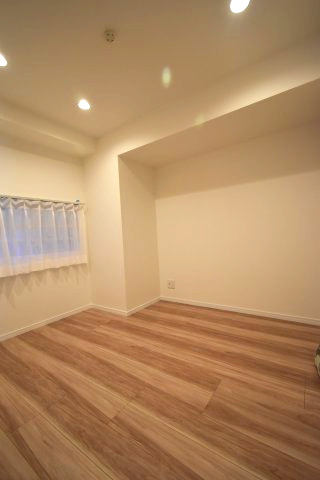 ビバリーホームズ松濤の洋室