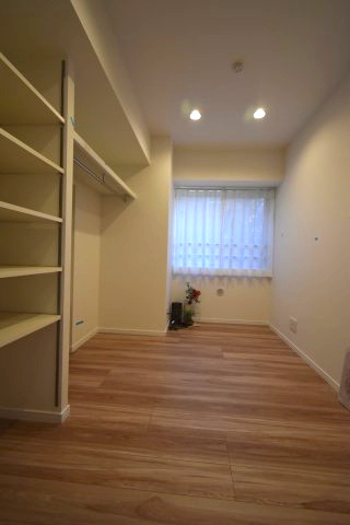 ビバリーホームズ松濤の洋室