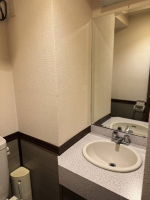  | 栄町狸小路ビル　３F